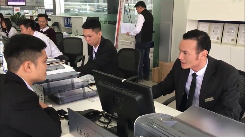 Tiết lộ quy trình tiếp nhận và giao xe tại hãng: 9 bước phải làm