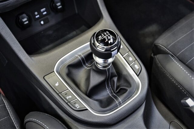 ngành công nghệ kỹ thuật ô tô, khóa đào tạo KTV ô tô, khóa học điện ô tô, trung tâm VATC, trung tâm đào tạo KTV, đào tạo kỹ thuật viên ô tô, VATC, công nghệ ô tô, nghề sửa chữa ô tô, học nghề sửa chữa ô tô, kiến thức ô tô, cố vấn dịch vụ ô tô chuyên nghiệp, học cố vấn dịch vụ ô tô, KTV chẩn đoán ô tô, học nghề ô tô VATC, ô tô 