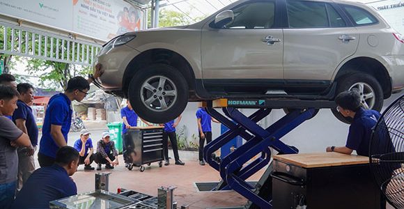 Lý do nghề ô tô chính là định hướng phát triển tương lai Lý do nghề ô tô chính là định hướng phát triển tương lai