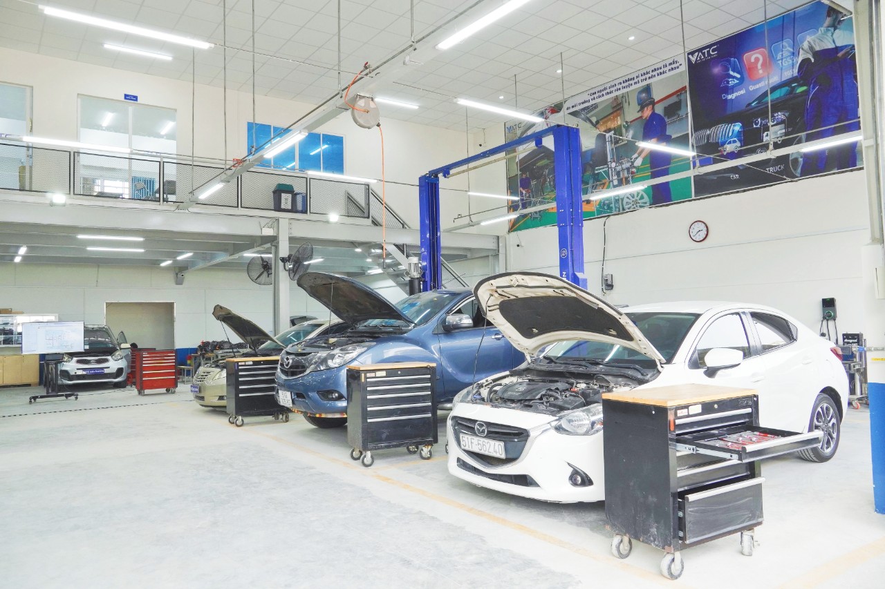 Học tiếng Anh hệ thống điều hòa ô tô phần 17