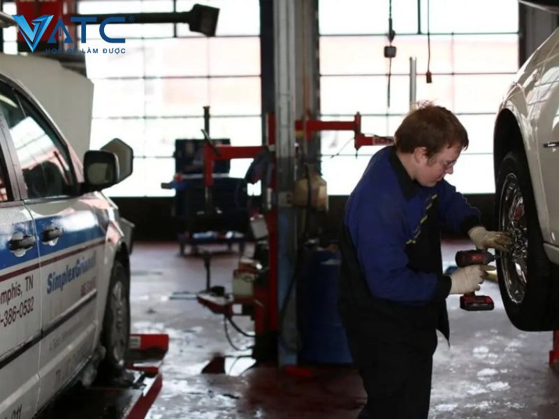 ngành công nghệ kỹ thuật ô tô, khóa đào tạo KTV ô tô, khóa học điện ô tô, trung tâm VATC, trung tâm đào tạo KTV, đào tạo kỹ thuật viên ô tô, VATC, công nghệ ô tô, nghề sửa chữa ô tô, học nghề sửa chữa ô tô, kiến thức ô tô, cố vấn dịch vụ ô tô chuyên nghiệp, học cố vấn dịch vụ ô tô, KTV chẩn đoán ô tô, học nghề ô tô VATC, ô tô 