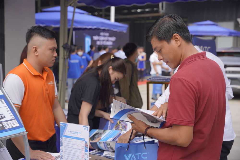 hội thảo, hội thảo ô tô điện, xe ô tô điện, hội thảo xe điện, hội thảo xe điện VATC, trung tâm VATC, triển lãm ô tô điện, xe ô tô, xe hơi điện, hội thảo xe ô tô điện hội thảo, hội thảo ô tô điện, xe ô tô điện, hội thảo xe điện, hội thảo xe điện VATC, trung tâm VATC, triển lãm ô tô điện, xe ô tô, xe hơi điện, hội thảo xe ô tô điện