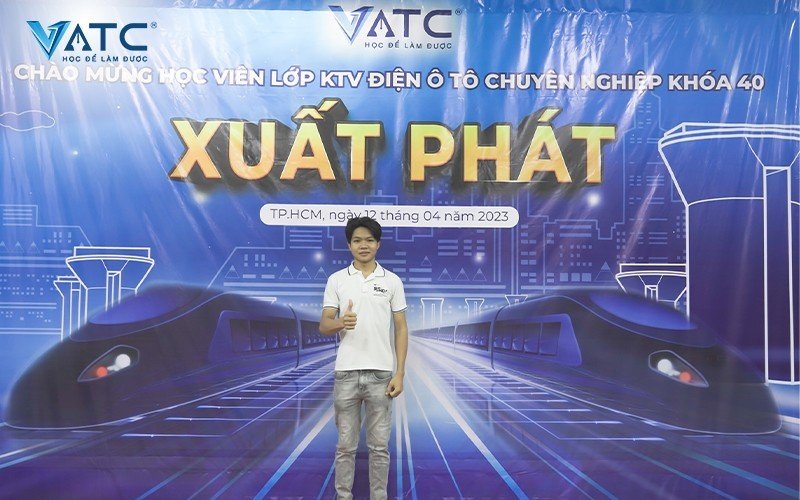 khai giảng khóa điện ô tô k40