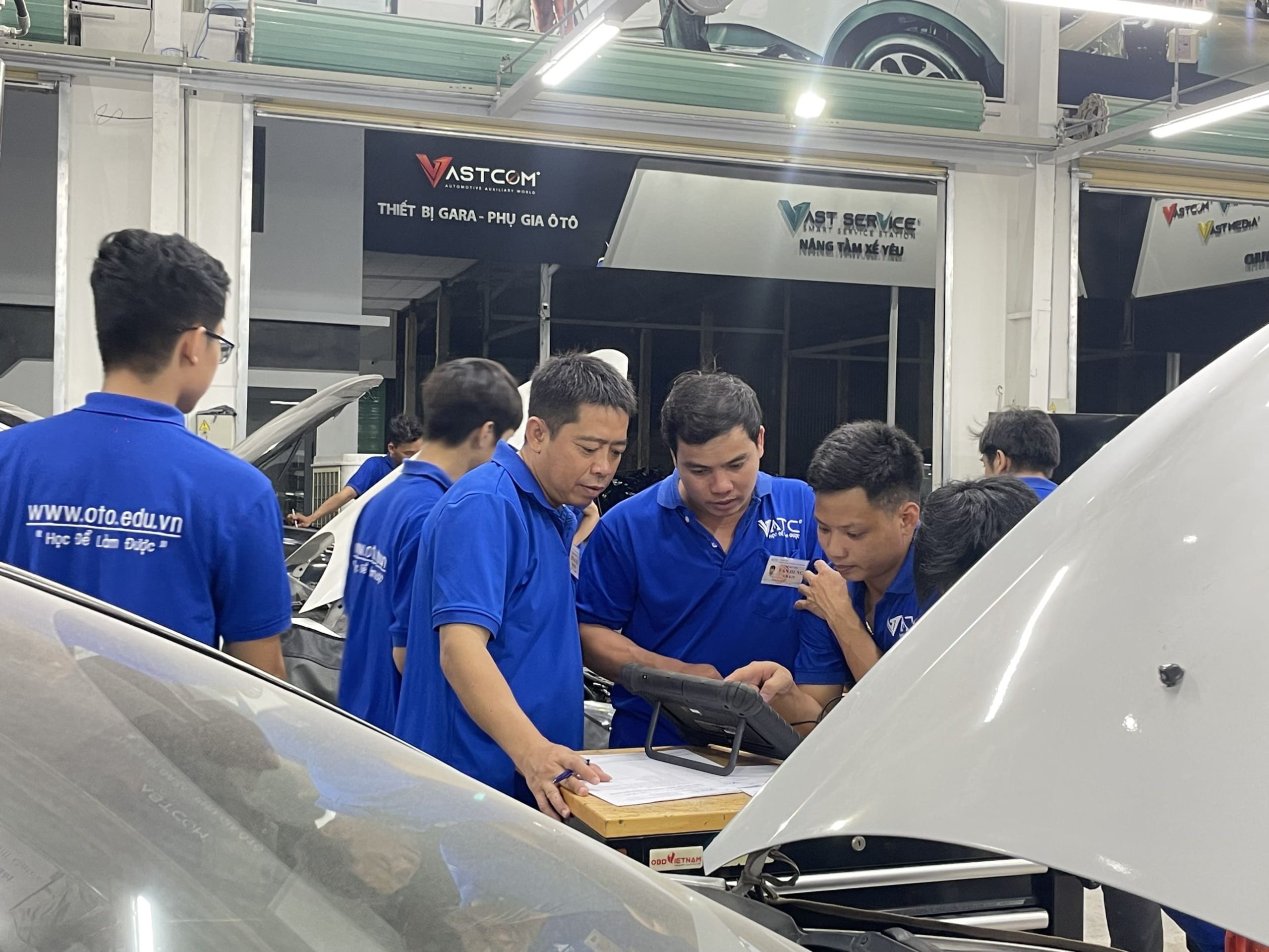 Điểm chuẩn ngành ô tô năm 2021: Top 5 trường lấy điểm cao nhất