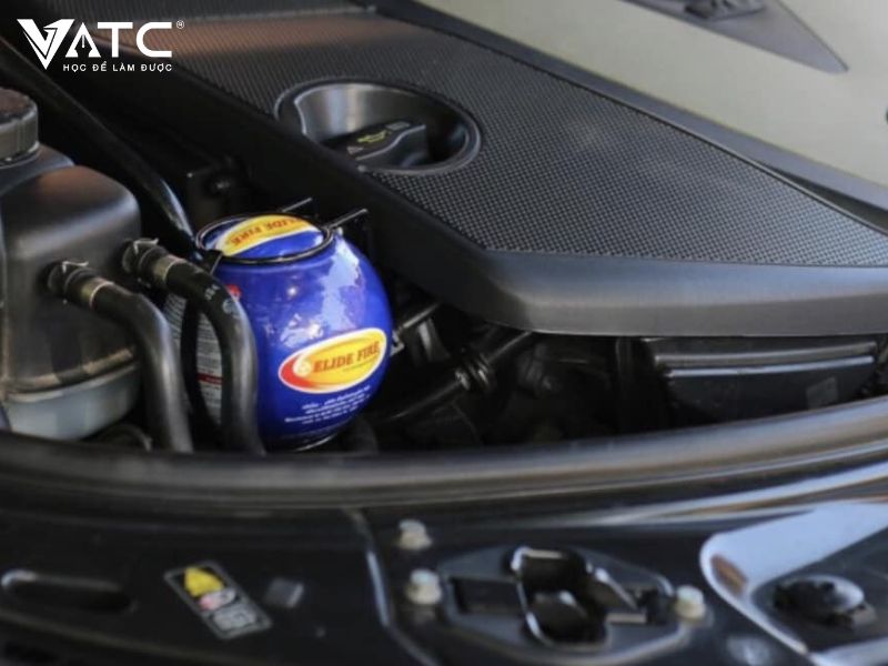 Đề phòng cháy ô tô có nên lắp quả bóng cứu hỏa trong khoang máy?