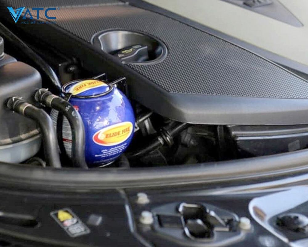 Có nên lắp bóng chữa cháy trong khoang máy ô tô?