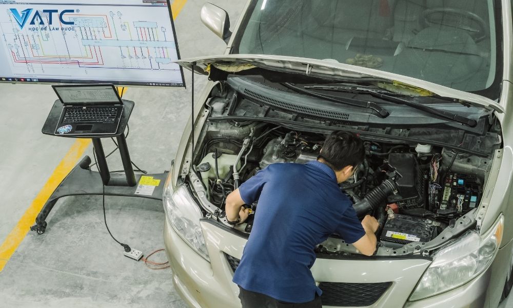 Học sửa chữa ô tô, ngành ô tô, công nghệ kỹ thuật ô tô, ô tô, trường dạy sửa chữa ô tô, trung tâm VATC, trung tâm dạy nghề ô tô, VATC