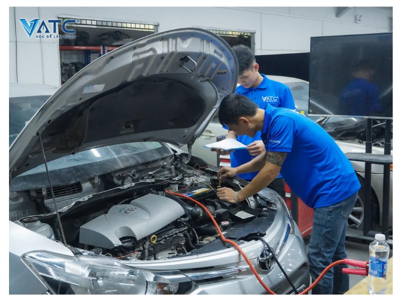 trung tâm tư nhân