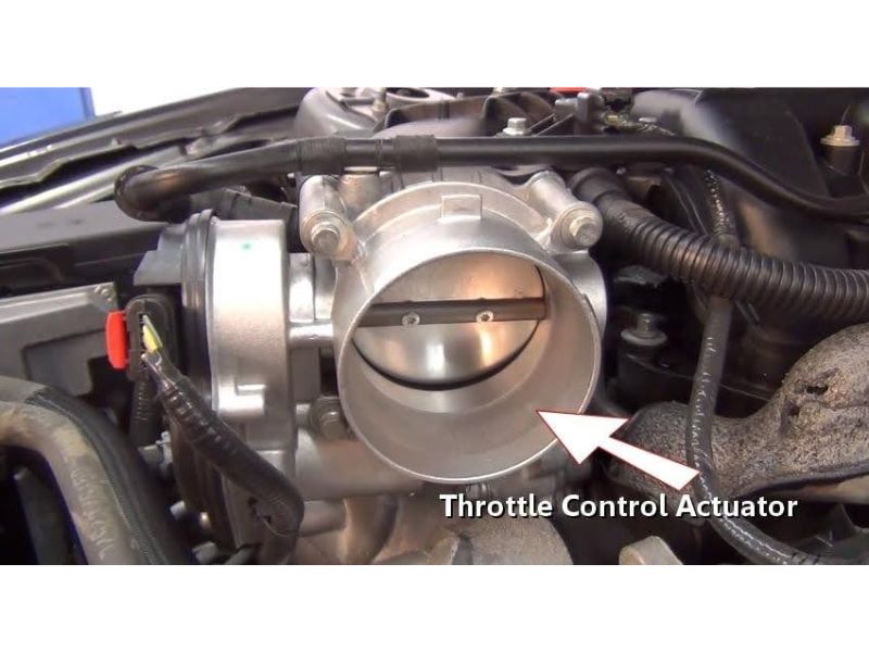 Cách khắc phục mã lỗi P0122 throttle/ pedal position sensor/ switch “a” circuit low input > general description