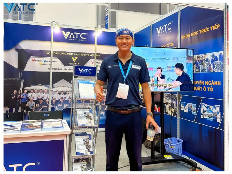 chuyên gia VATC quy tụ tại gian hàng VATC
