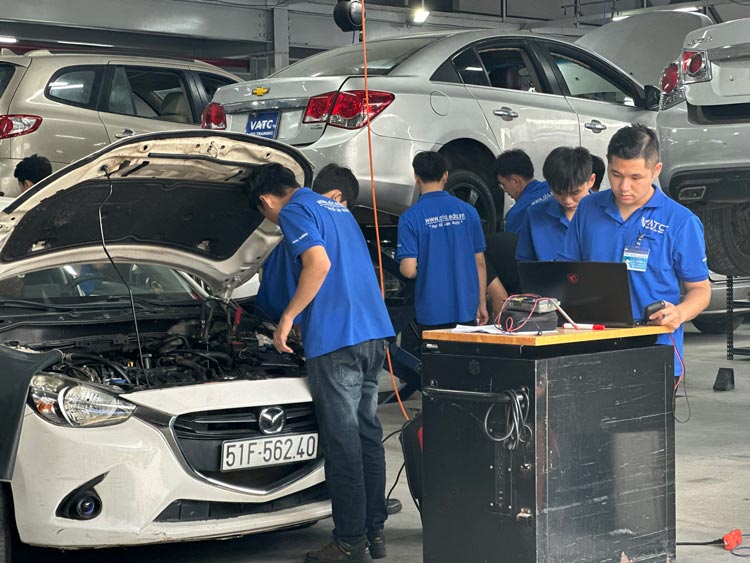 cơ hội việc làm của ngành công nghệ ô tô