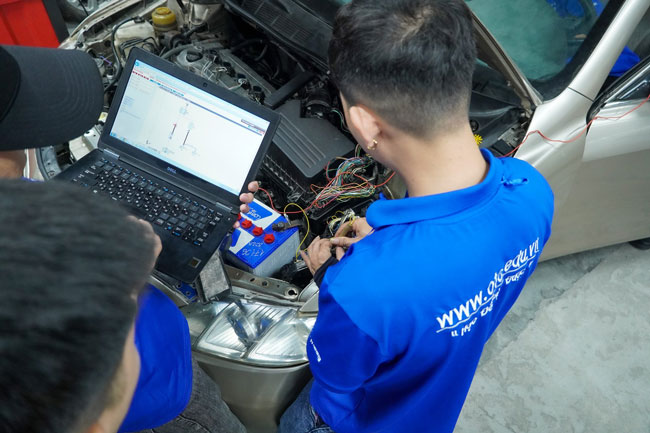 yêu cầu cần thiết của một kỹ thuật viên sửa chữa ô tô