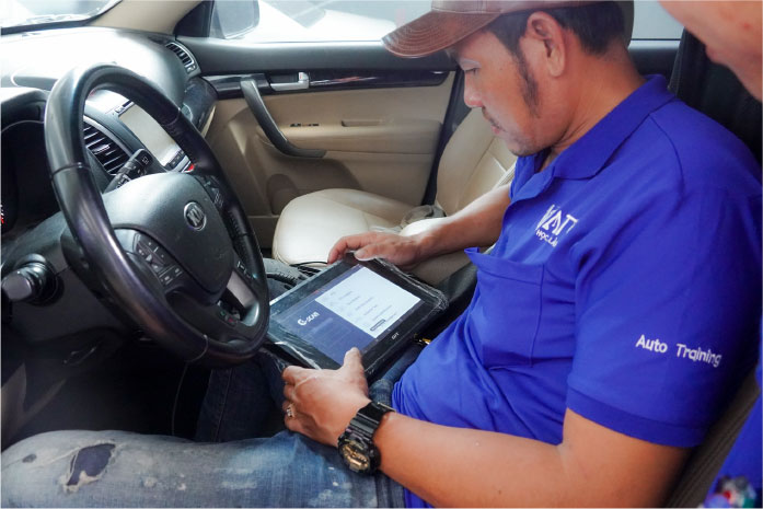 Kỹ thuật Chẩn đoán ô tô hiện đại