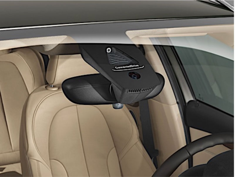 Hệ thống BMW ADAS vận hành và hiệu chỉnh làn đường