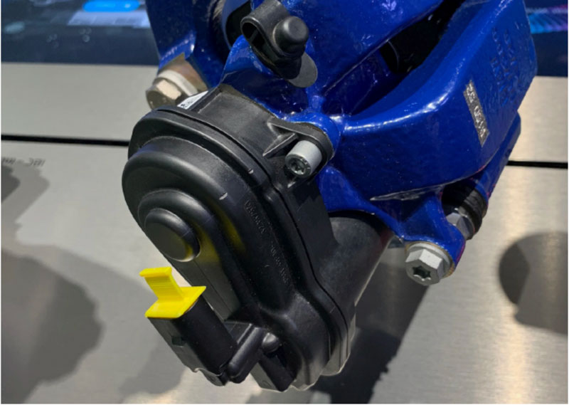 kiểm tra phần hoạt động của hệ thống phanh đỗ