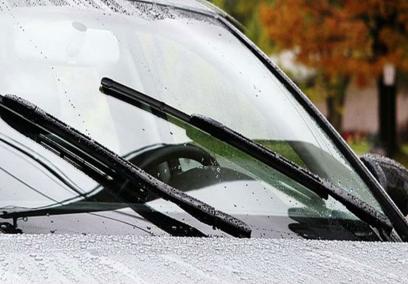 Kỹ thuật kiểm tra và thay gạt mưa