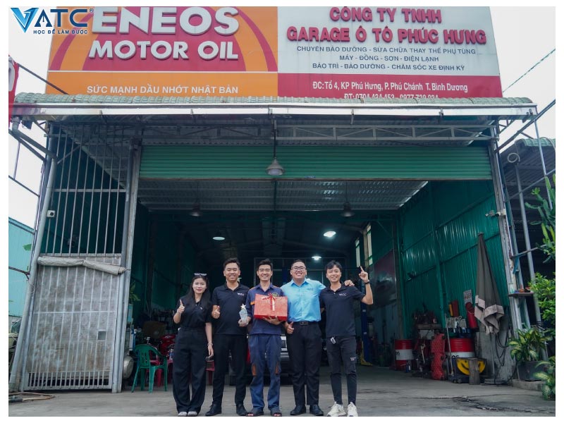 anh phúc chủ garage phúc hưng