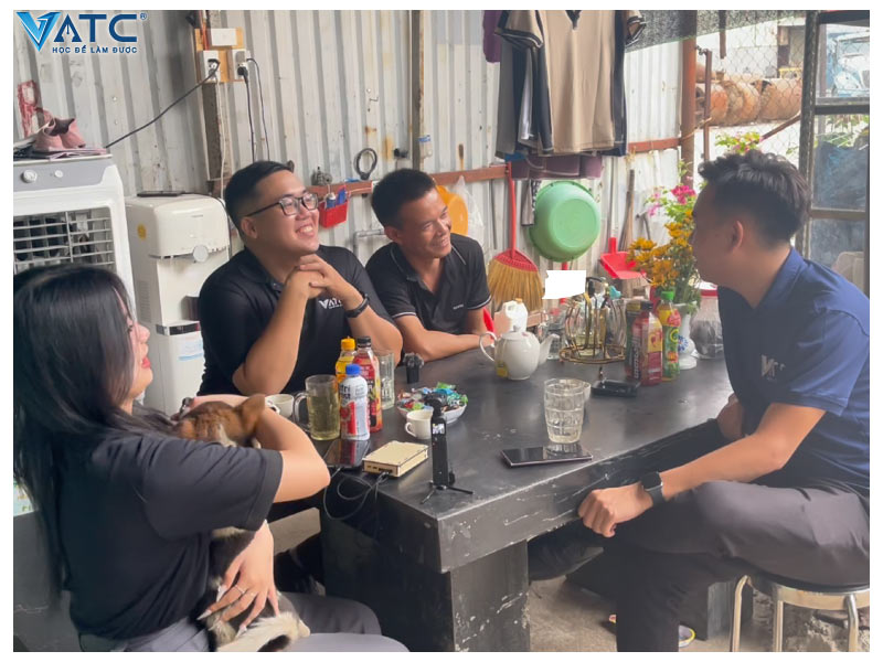 anh thuỳ cựu học viên lớp điện ô tô k47 tại vatc