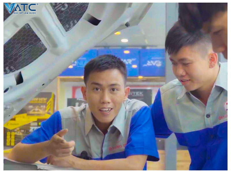 phân cảnh rapper minh võ trong mv “tết trở về - tết của người thợ”