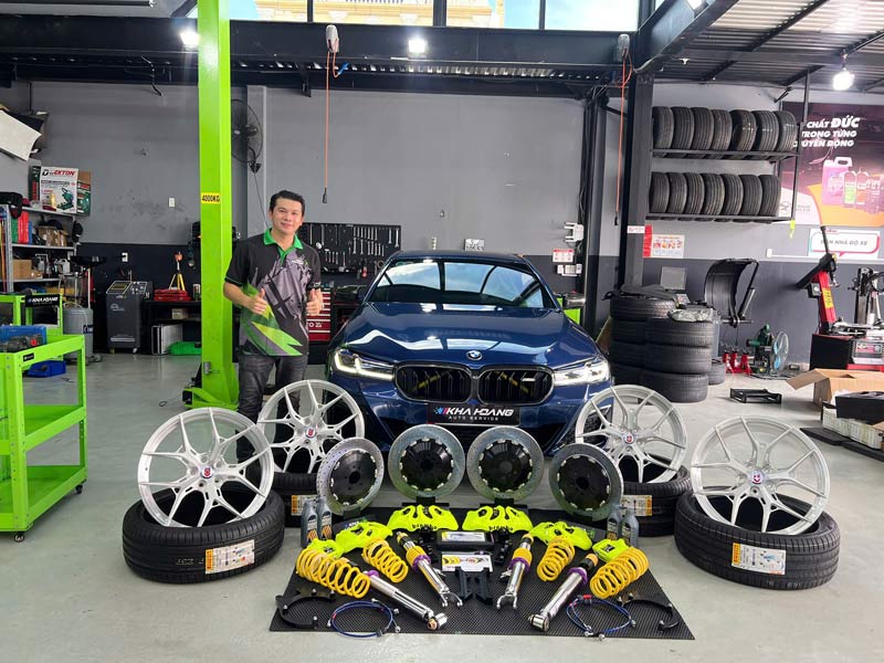 cơ sở vật chất hiện đại tại kha hoàng auto service
