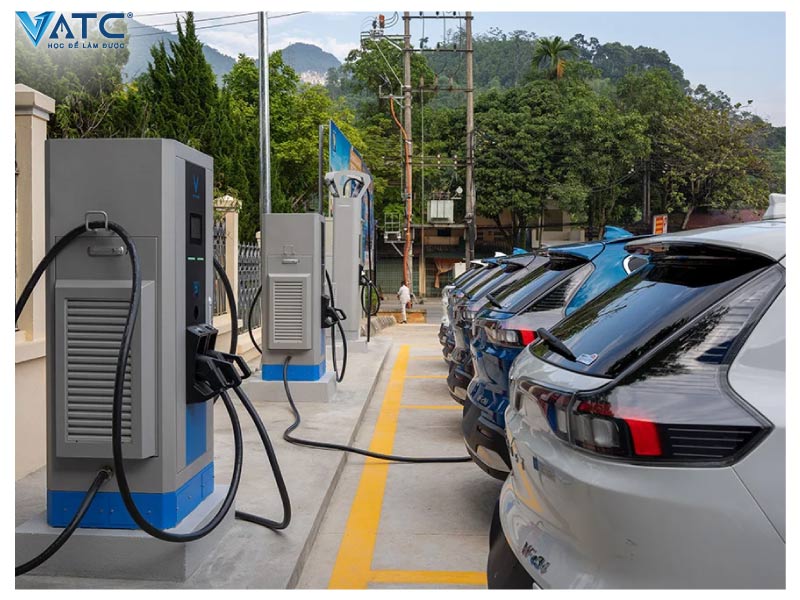 công nghệ kỹ thuật ô tô điện tại việt nam