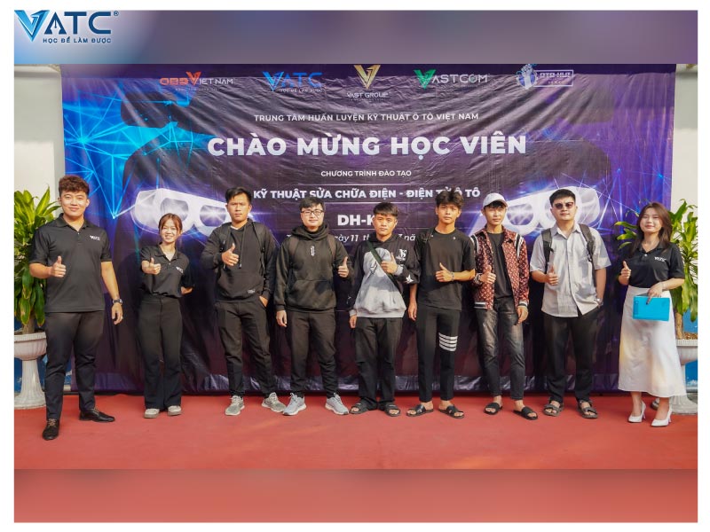 khai giảng lớp kỹ thuật sửa chữa điện - điện tử ô tô k55