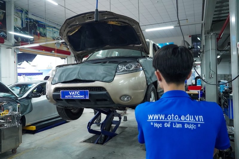 thị trường ngành ô tô đang bùng nổ