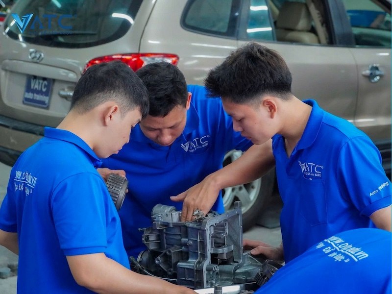 đi học nghề thì học ở đâu tham khảo vatc