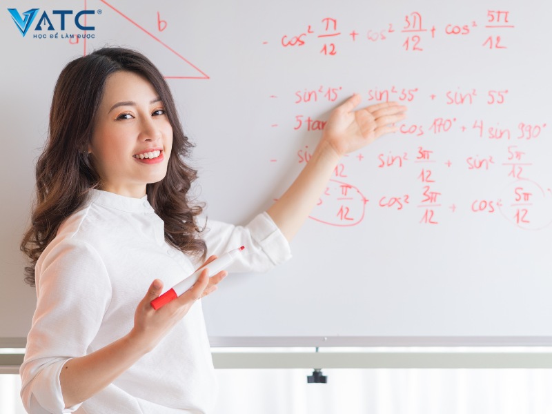 con gái nên học nghề giáo viên