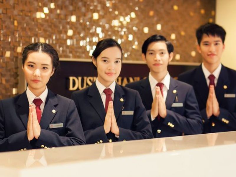 quản trị nhà hàng khách sạn