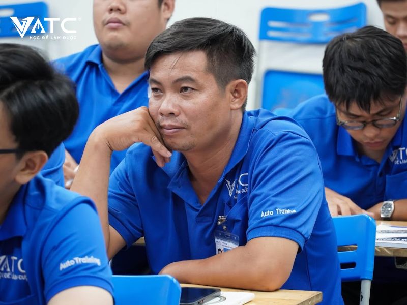 4. Anh rất biết ơn quý Giảng viên ở đây